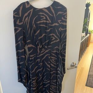 Animal print tie dress - midi